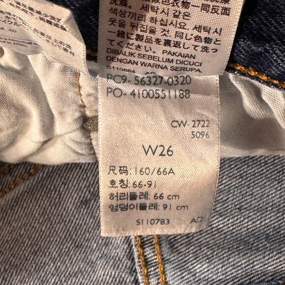 Levi’s 501 SZ W26 Jean Shorts Button-Fly Distressed Rips Medium Wash Frayed Hems - Picture 9 of 9